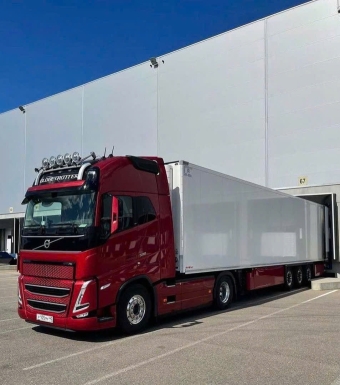 CÔNG TY TNHH DỊCH VỤ VẬN TẢI VÀ THƯƠNG MẠI HY