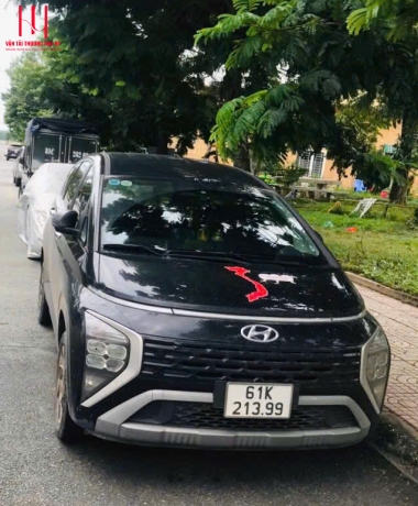 thuê xe Hyundai Stargazer 7 chỗ